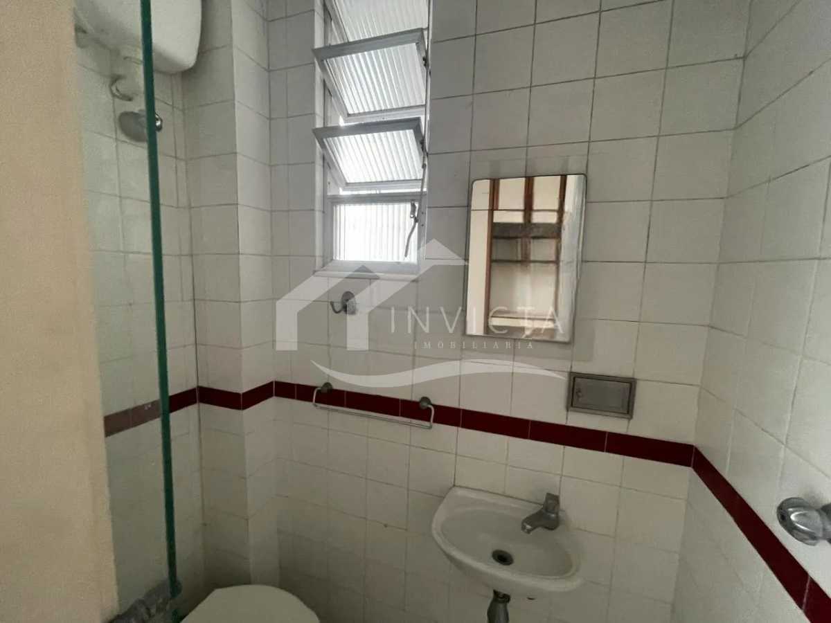 Ótima localização - MARAVILHOSO TRÊS QUARTOS COM DUAS SUITES PRÓXIMO A AV ATLÂNTICA - FCAP31798