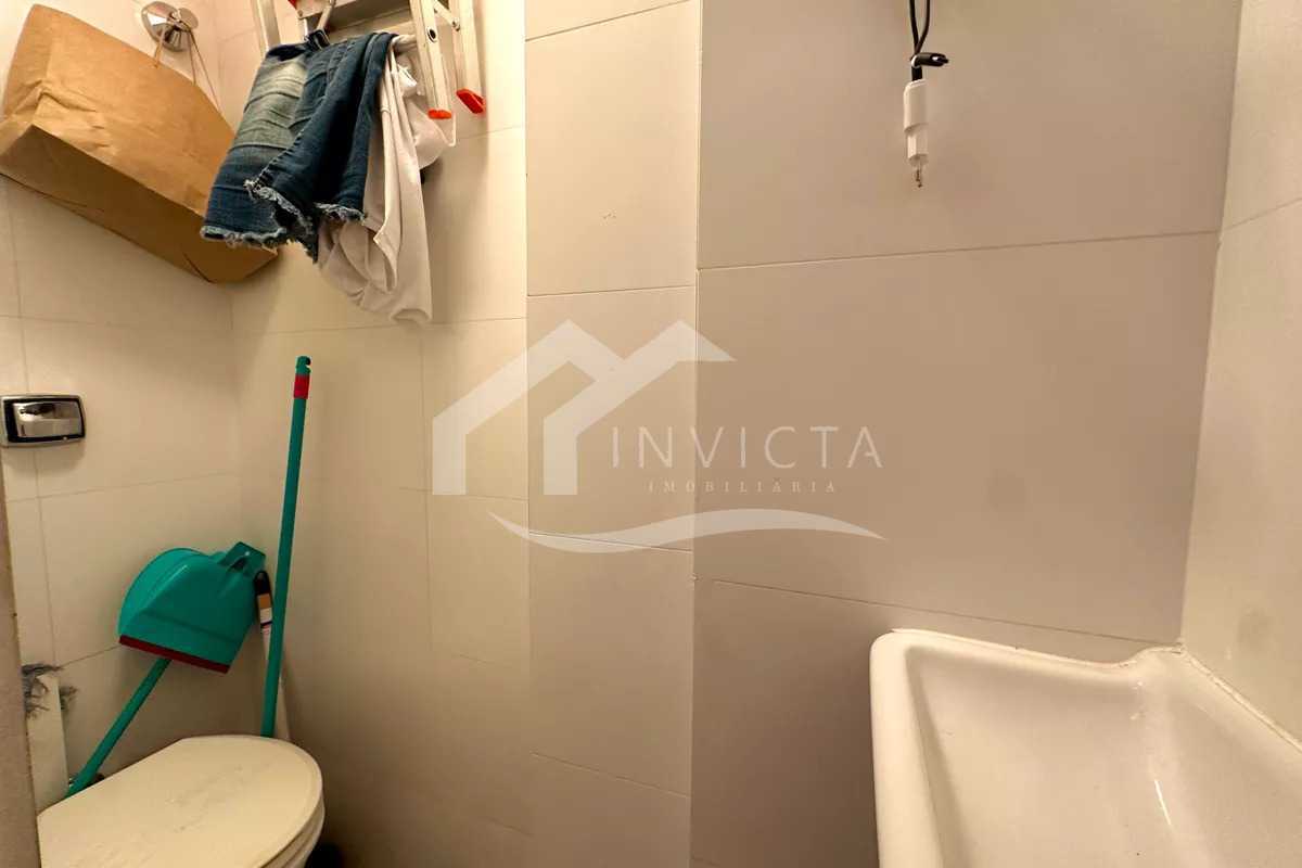 Banheiro de serviço - 28