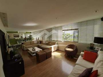 Imperdível - MARAVILHOSO TRES QUARTOS EM RUA NOBRE DE IPANEMA - IPAP30197