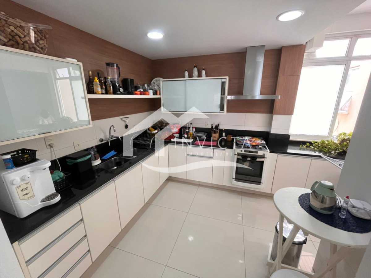 18124_G1764699539 - 17