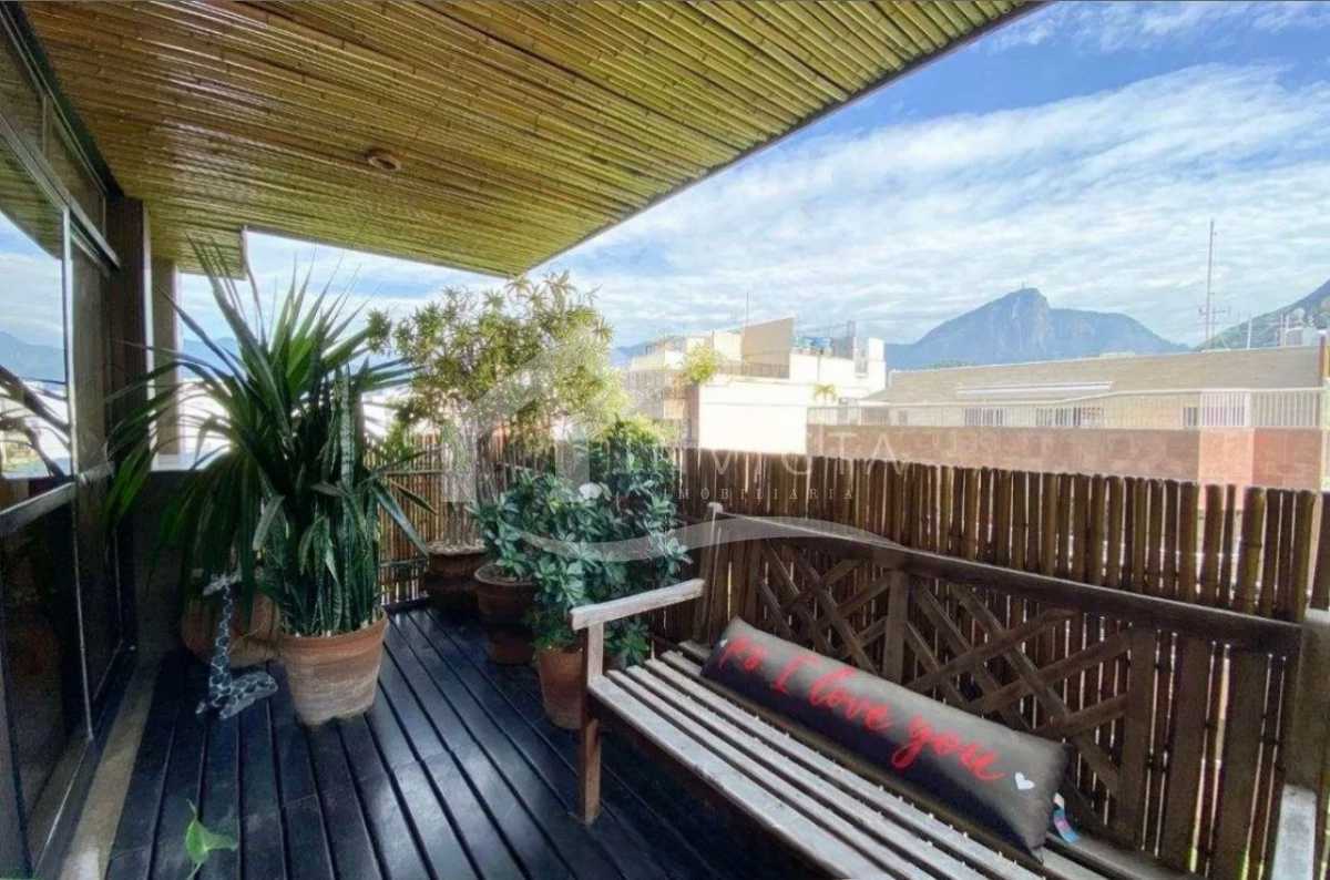 WhatsApp Image 2025-12-04 at 1 - 3