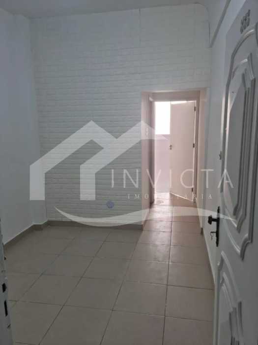 1308633-Photoroom - 25