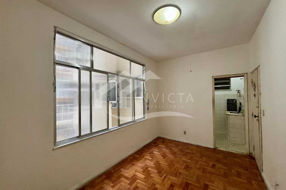 WhatsApp Image 2025-12-04 at 1 - 3