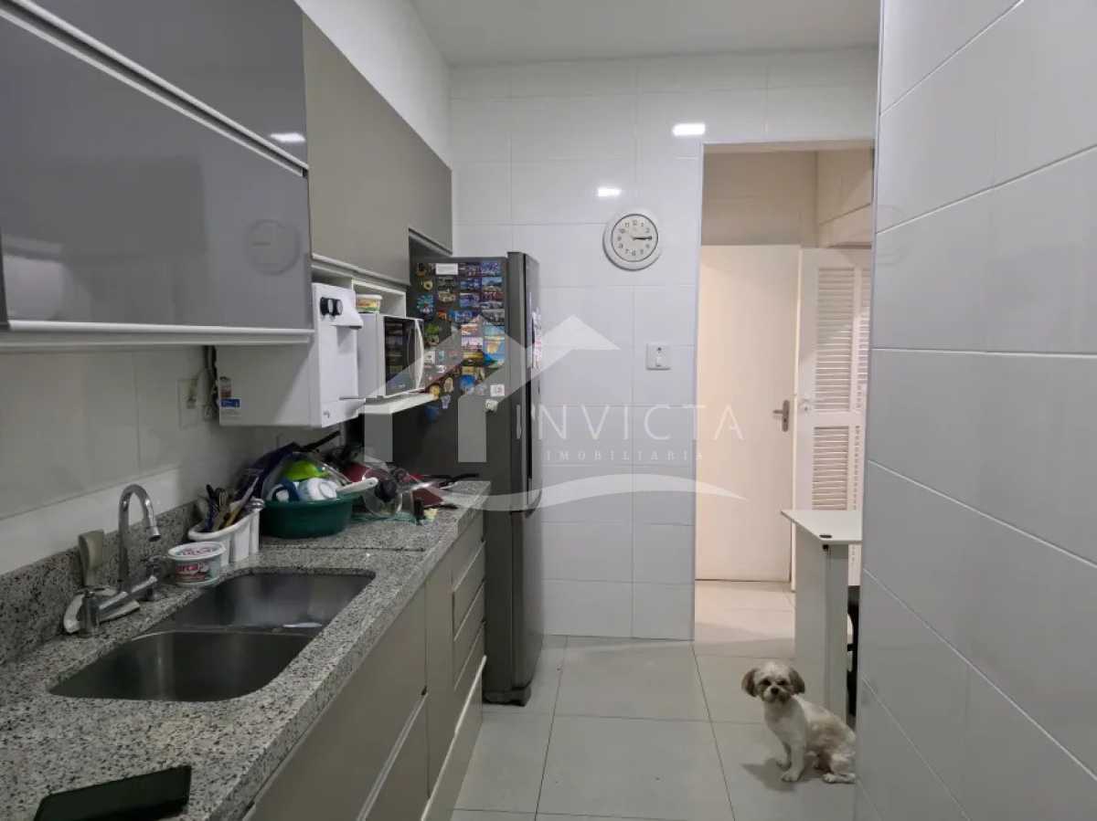 Imperdível - MARAVILHOSO TRÊS QUARTOS RUA NOBRE EM COPACABANA - FCAP31818