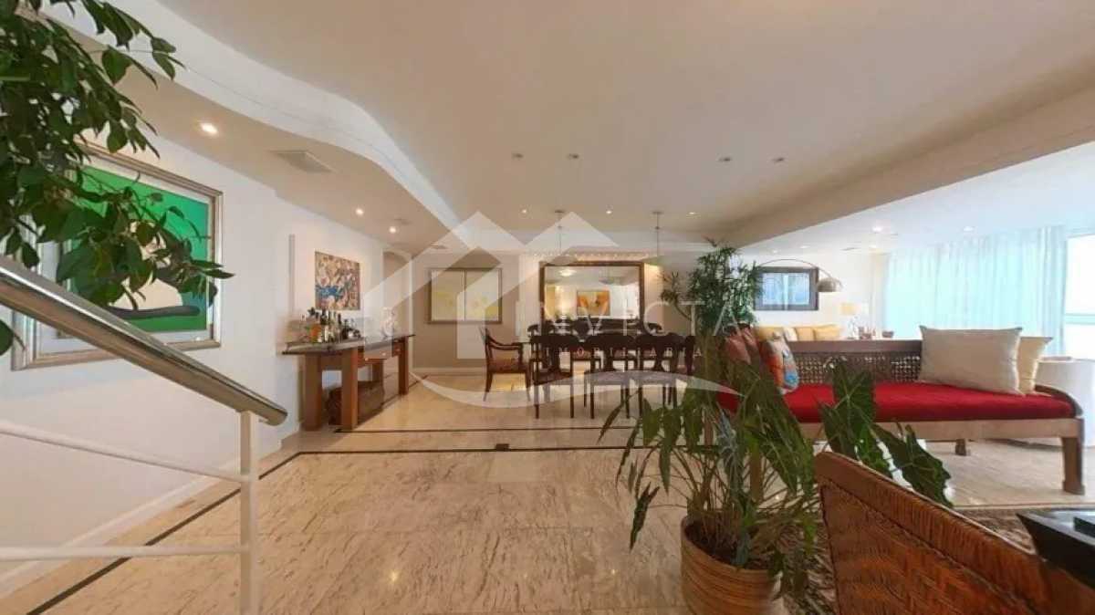 WhatsApp Image 2025-12-05 at 1 - 5