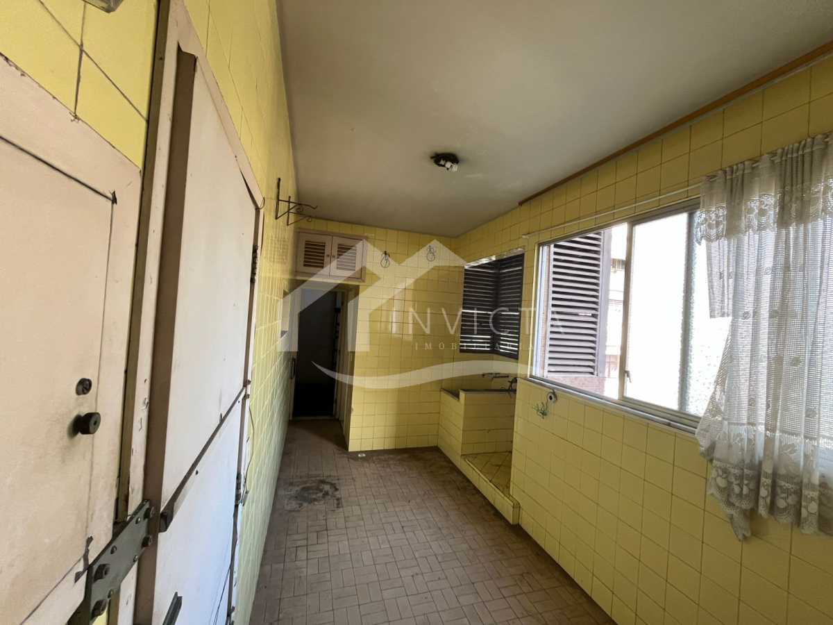 Imperdível - EXCELENTE APARTAMENTO DE 235m, COM VAGA NA ESCRITURA EM LOCALIZAÇÃO PRIVILEGIADA - RPAP40088