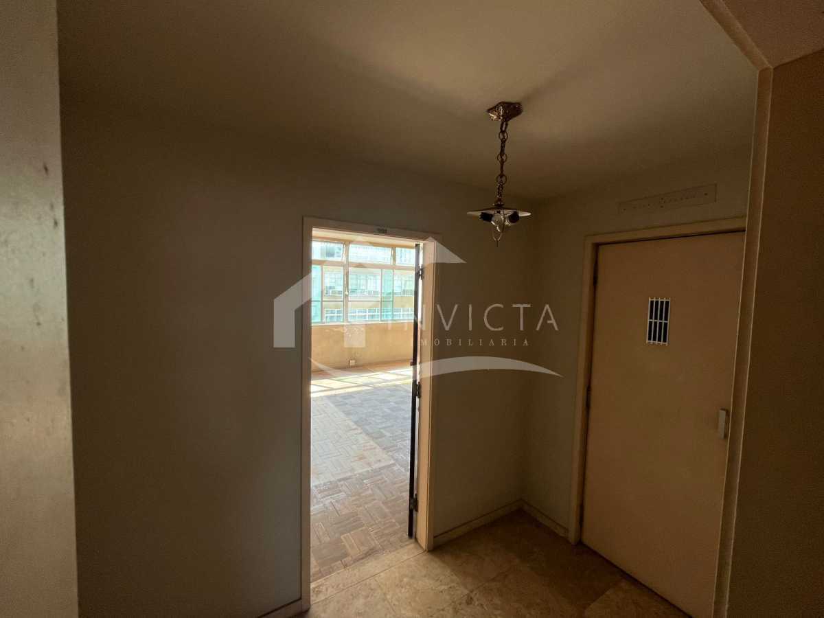 Imperdível - EXCELENTE APARTAMENTO DE 235m, COM VAGA NA ESCRITURA EM LOCALIZAÇÃO PRIVILEGIADA - RPAP40088