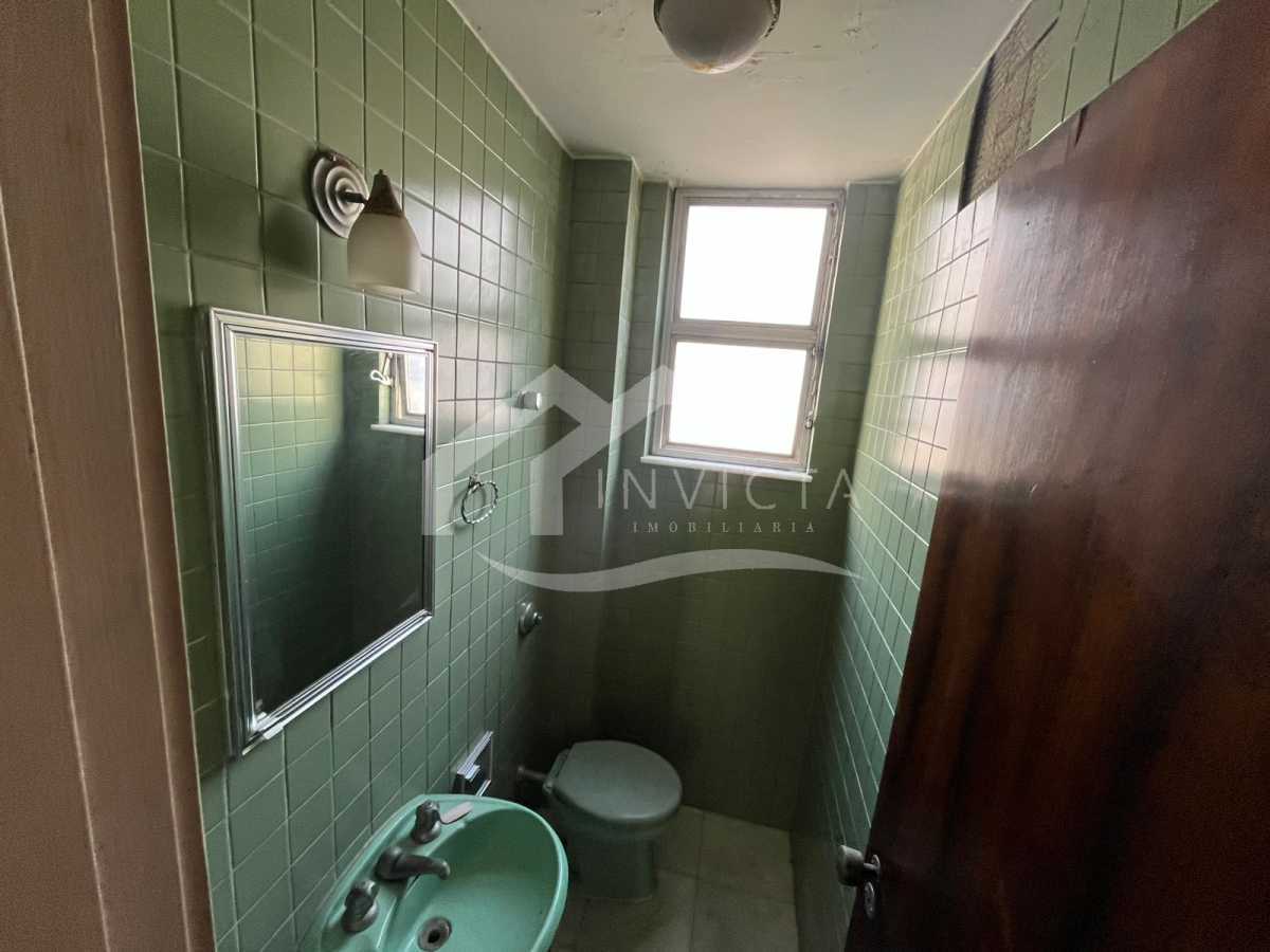 Imperdível - EXCELENTE APARTAMENTO DE 235m, COM VAGA NA ESCRITURA EM LOCALIZAÇÃO PRIVILEGIADA - RPAP40088