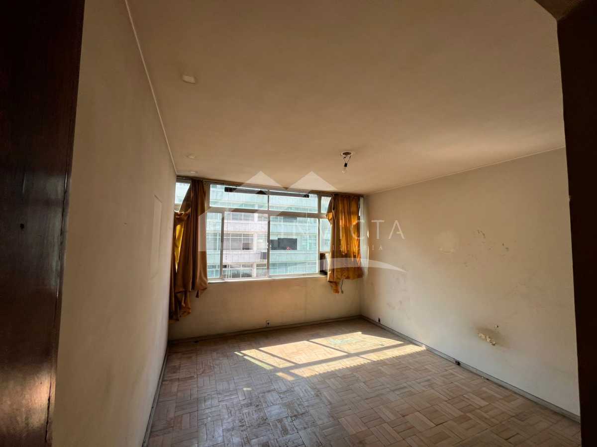 Imperdível - EXCELENTE APARTAMENTO DE 235m, COM VAGA NA ESCRITURA EM LOCALIZAÇÃO PRIVILEGIADA - RPAP40088