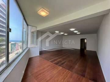 Imperdível - Belíssimo apartamento com vista mar 4 quartos e vaga no Arpoador - IPAP40055