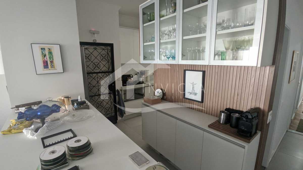 6a3b39bf-c770-40f3-82d7-e5e2e4 - 18