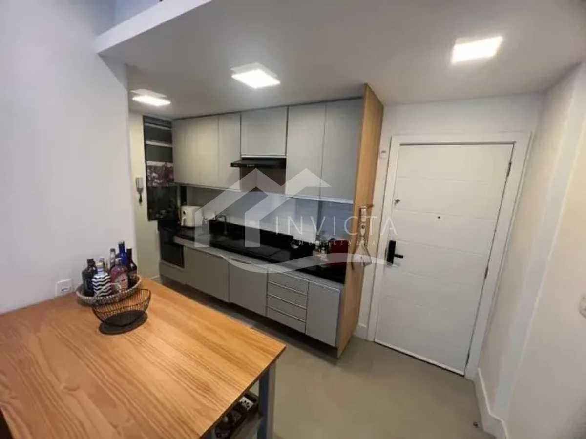 22366b6a469f417694dfc7f6b79e9c - 24