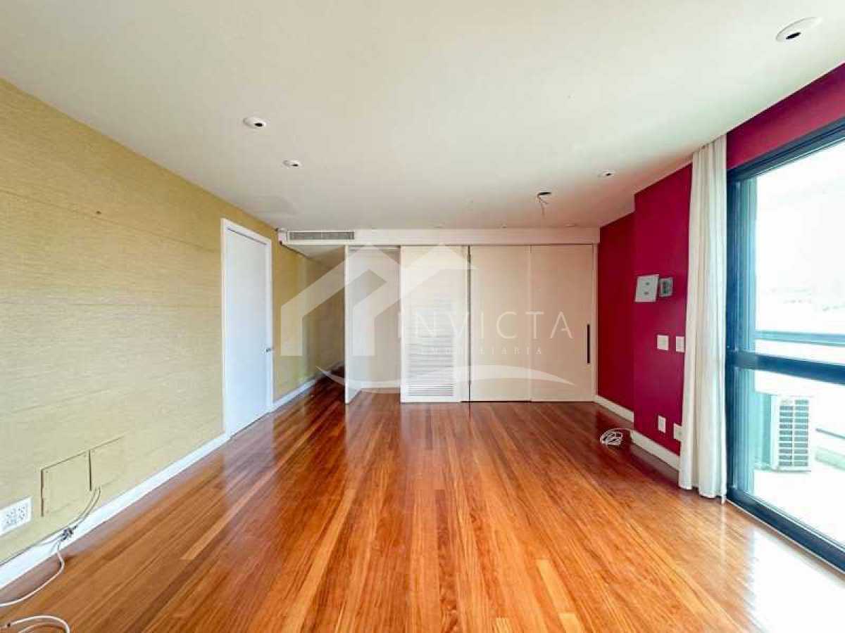 WhatsApp Image 2025-12-10 at 1 - 8