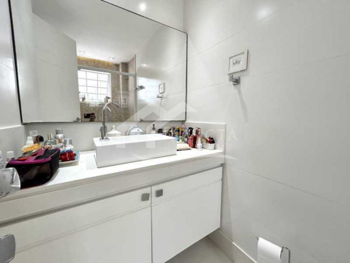 WhatsApp Image 2025-12-12 at 1 - 23