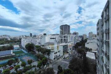 Ótima localização - Maravilhoso 4 quartos, com excelente localização no Leblon - IPAP40056