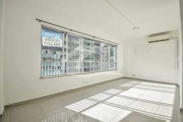 Imperdível - ESPAÇOSO TRÊS QUARTOS EM RUA TRANQUILA - FCAP31834