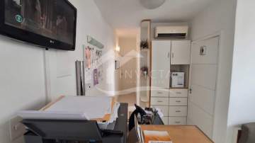 Ótima localização - EXELENTE SALA COMERCIAL COM 2 QUARTO EM COPA - FCSL20003