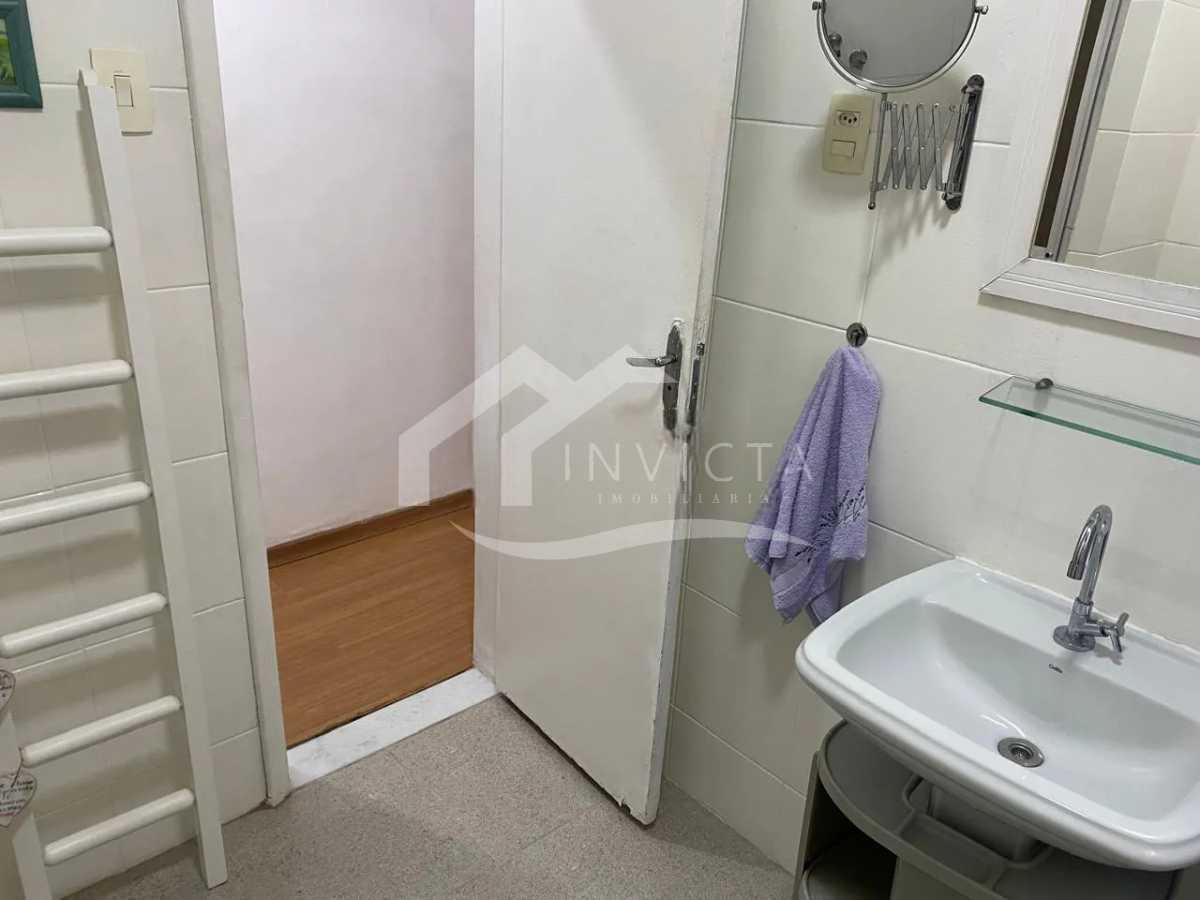 1318409-Photoroom - 23