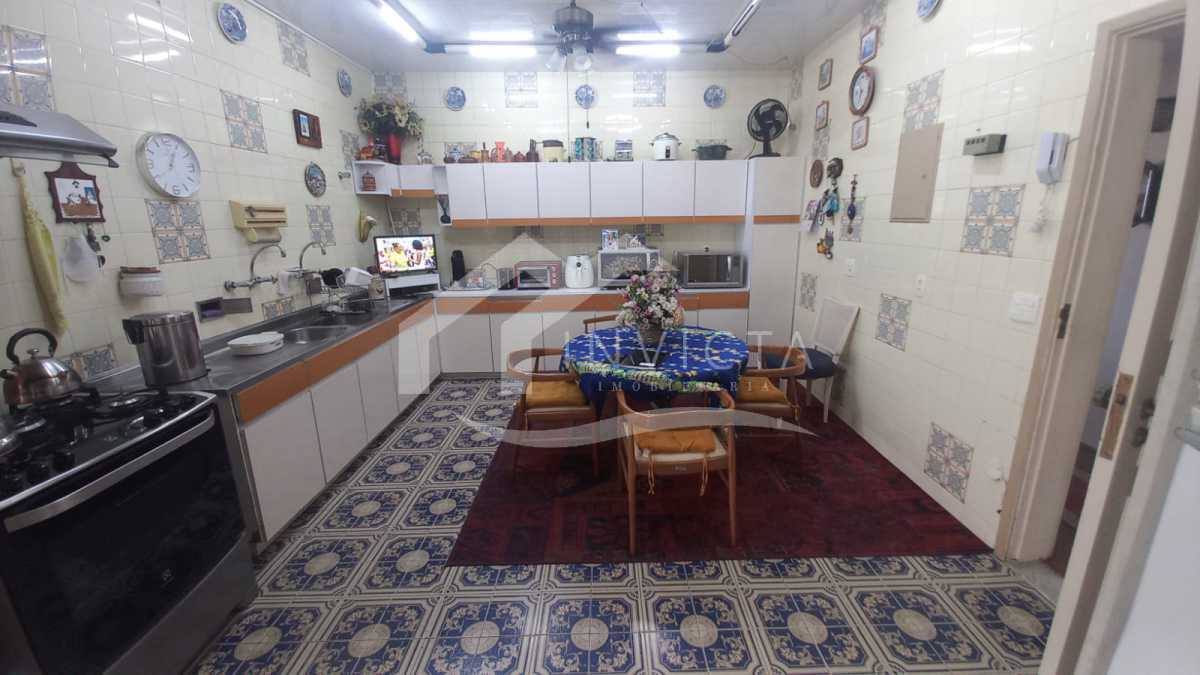 Conheça WhatsApp Image 2026-01-13 at 1 do imóvel - EXCELENTE IMÓVEL DE 265M² COM 4 QUARTOS(2 SUÍTES), 2 SALAS, LAVABO, COPA COZINHA, DEPENDÊNCIA COMPLETA, 2 VAGAS NA ESCRITURA, VISTA MAR E PRÓXIMO DO POSTO 8 EM IPANEMA. - RPAP40092 - 24 WhatsApp Image 2026-01-13 at 1 - 24