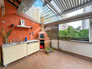 Ótima localização - Quadrilátero: luxuosa cobertura de 3 quartos com varanda gourmet a apenas alguns passos da praia - IPCO30016