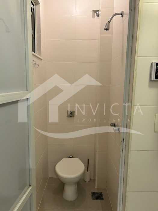 Imperdível - QUADRILÁTERO, espetacular 2 quartos com vaga, mobiliado e reformado - IPAP20159