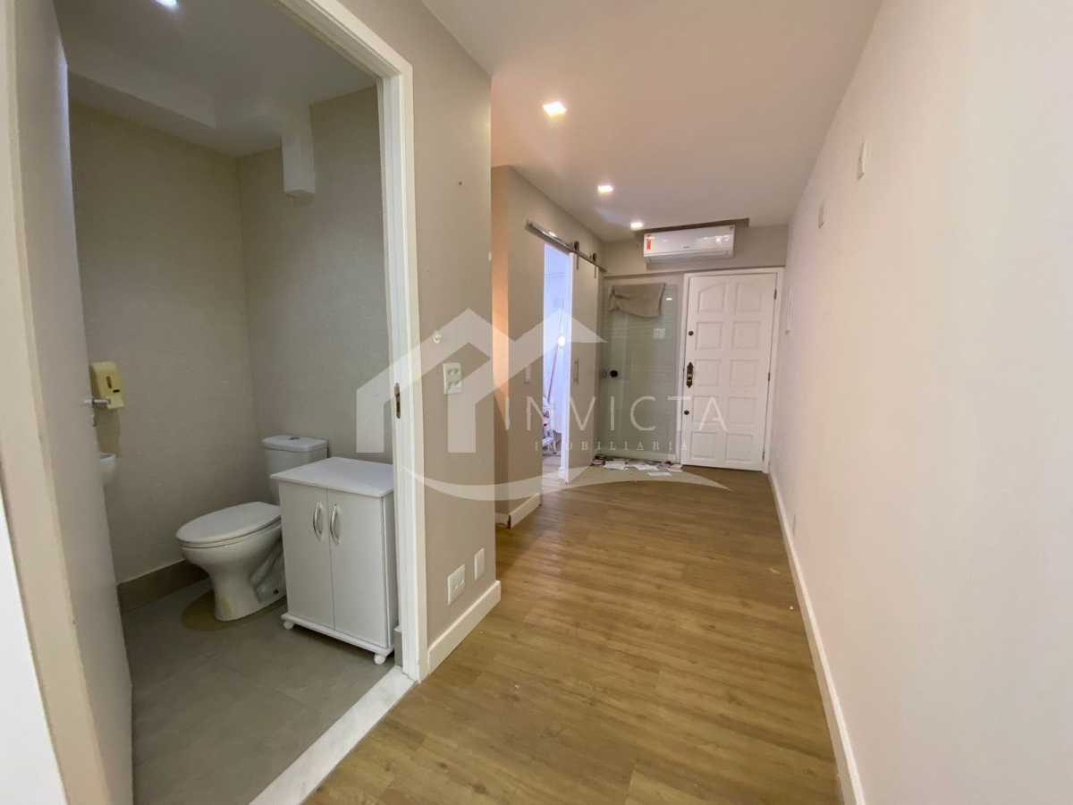 15858d44-c53a-48ef-9541-de0369 - 7