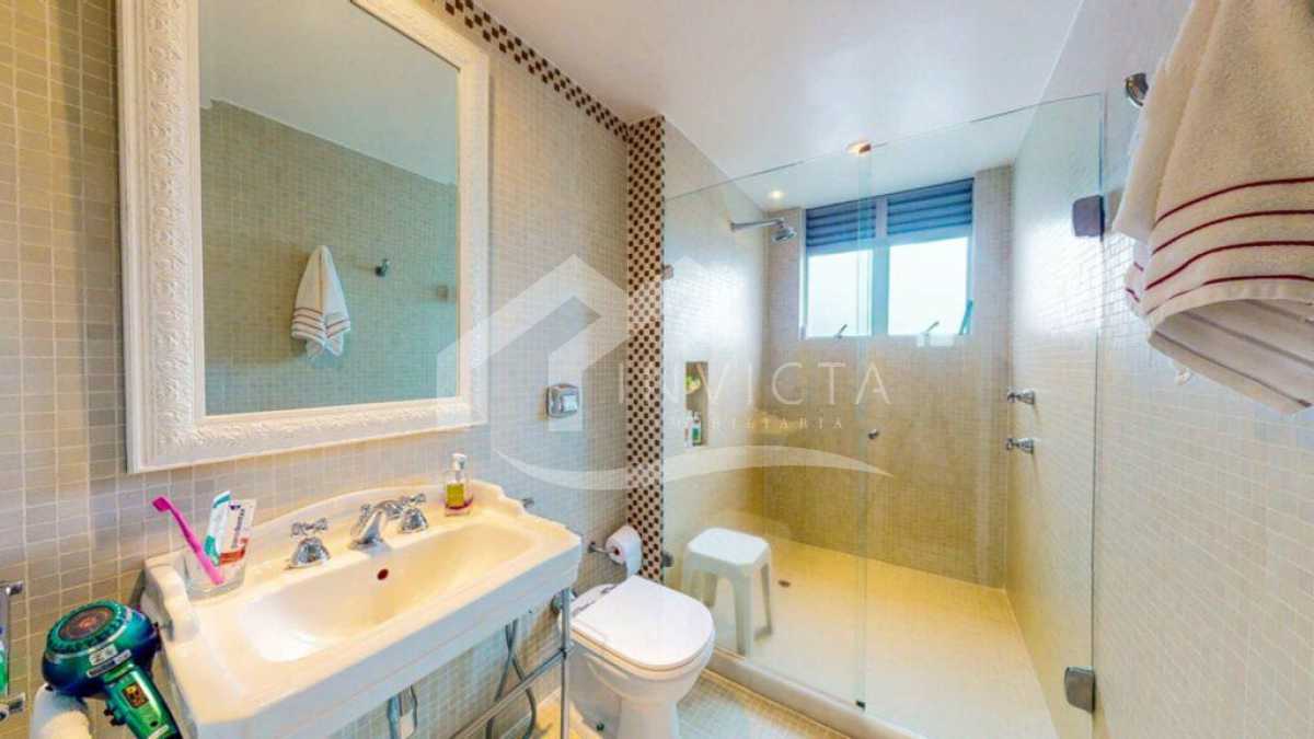 Banheiro suíte - 17