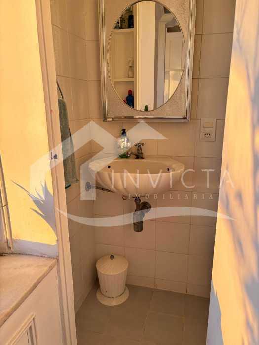 a7600326-eefa-49bd-834c-33bb7f - 21