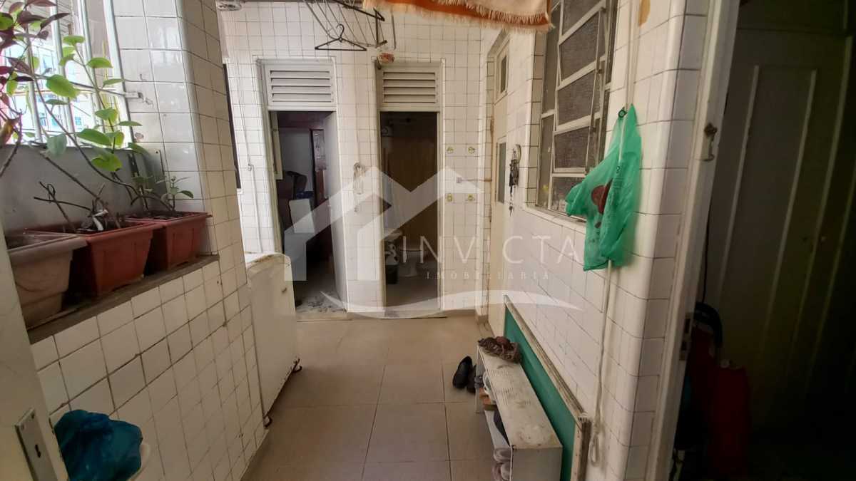 Conheça WhatsApp Image 2026-01-28 at 1 do imóvel - IMÓVEL DE 230M²: 4 QUARTOS(1 SUÍTE), TOTAL DE 3 BANHEIROS, 2 SALAS, COPA-COZINHA COMPLETA, DEPENDÊNCIA COM 2 QUARTOS, VAGA NA ESCRITURA, NO POSTO 4 DE COPACABANA! - RPAP40096 - 24 WhatsApp Image 2026-01-28 at 1 - 24