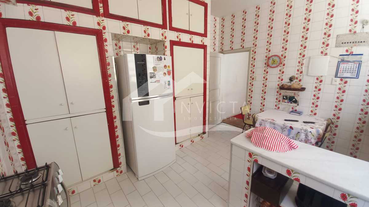 Conheça WhatsApp Image 2026-01-28 at 1 do imóvel - IMÓVEL DE 230M²: 4 QUARTOS(1 SUÍTE), TOTAL DE 3 BANHEIROS, 2 SALAS, COPA-COZINHA COMPLETA, DEPENDÊNCIA COM 2 QUARTOS, VAGA NA ESCRITURA, NO POSTO 4 DE COPACABANA! - RPAP40096 - 23 WhatsApp Image 2026-01-28 at 1 - 23
