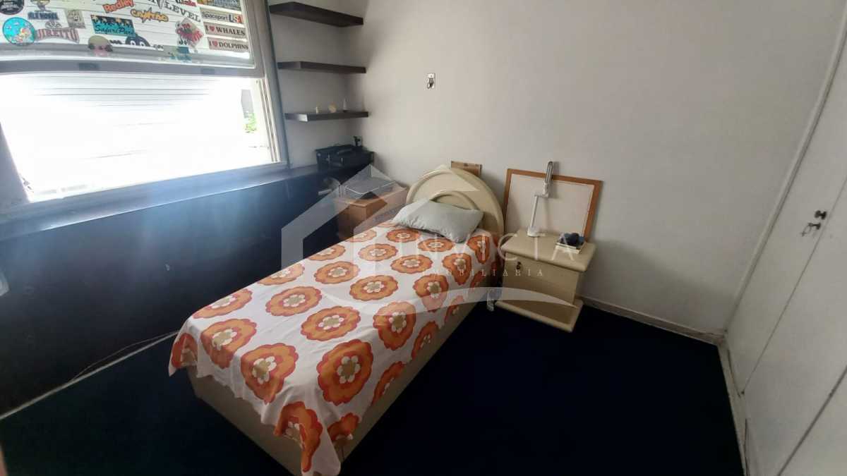 Conheça WhatsApp Image 2026-01-28 at 1 do imóvel - IMÓVEL DE 230M²: 4 QUARTOS(1 SUÍTE), TOTAL DE 3 BANHEIROS, 2 SALAS, COPA-COZINHA COMPLETA, DEPENDÊNCIA COM 2 QUARTOS, VAGA NA ESCRITURA, NO POSTO 4 DE COPACABANA! - RPAP40096 - 14 WhatsApp Image 2026-01-28 at 1 - 14