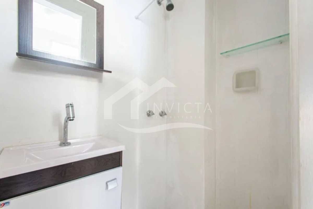 Banheiro de serviço - 30