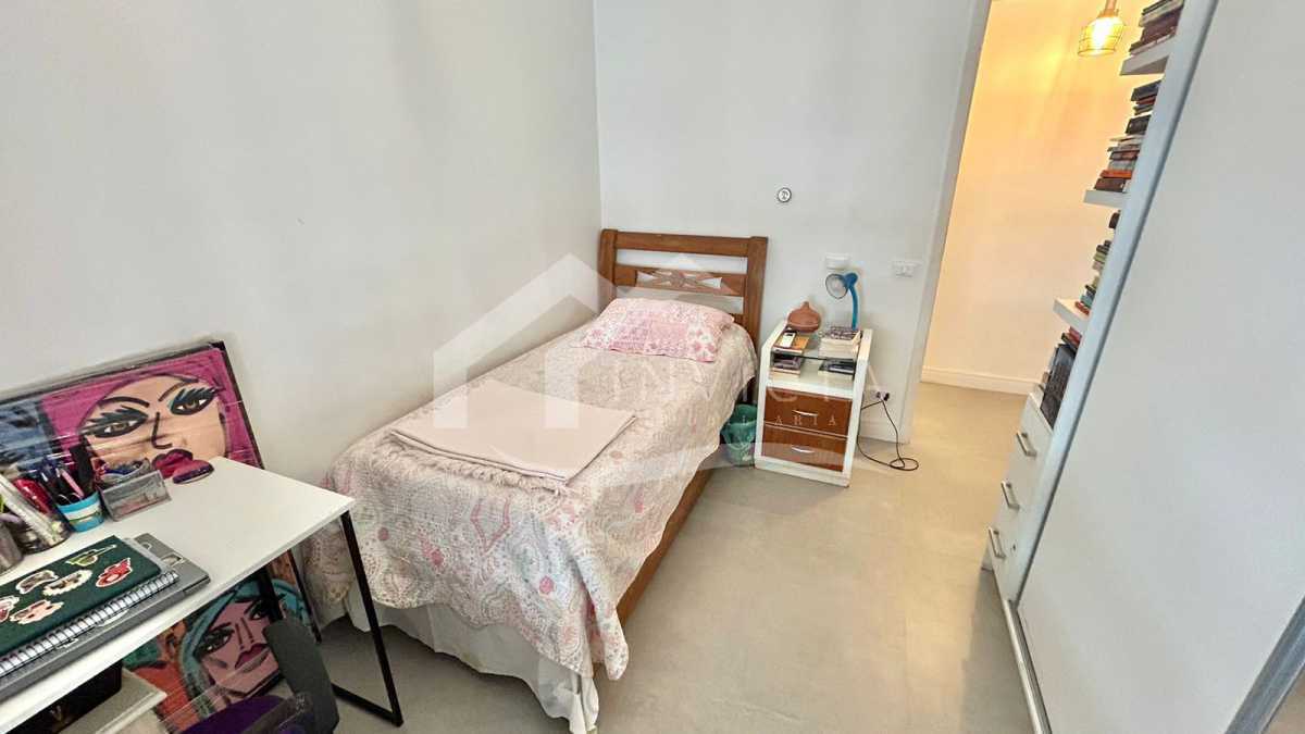 be20985e-c990-40b1-81bc-aa2bc2 - 18