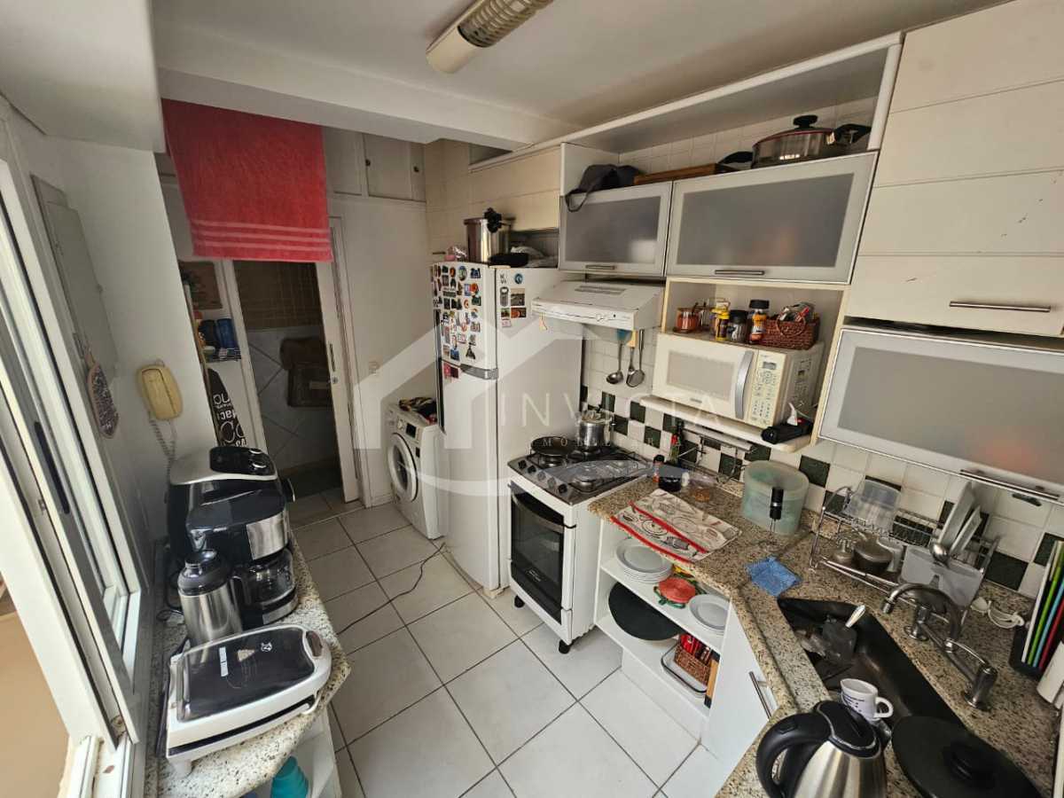 Ótima localização - Excelente 2 quartos e 1 vaga na melhor localização de Ipanema - IPAP20177
