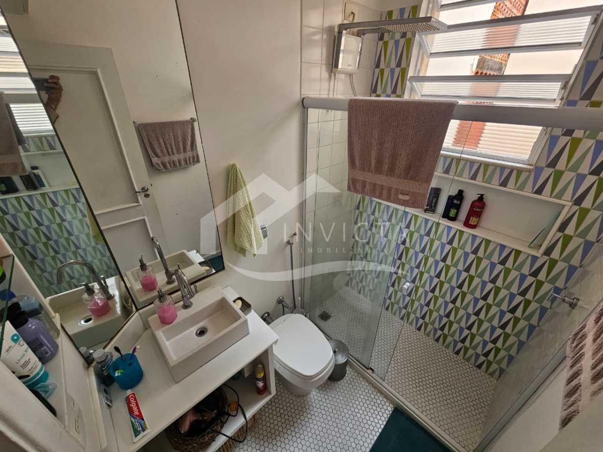 Ótima localização - Excelente 2 quartos e 1 vaga na melhor localização de Ipanema - IPAP20177
