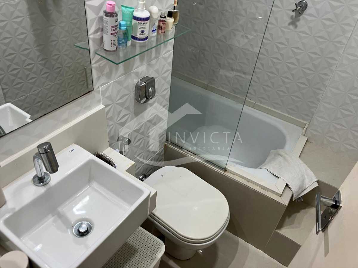 Banheiro suíte 2 - 19