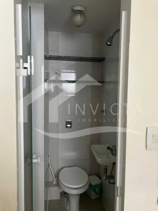 Banheiro de serviço - 30