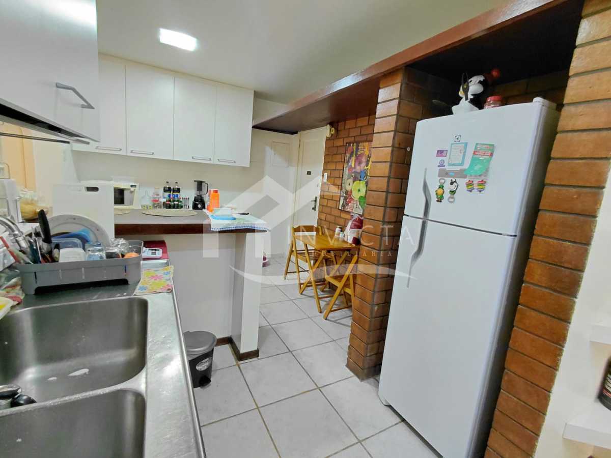 88299daa-742e-40b2-94b0-ef8bda - 24