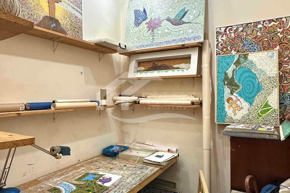 d877fb32-af02-4b85-89e7-50fcec - 24