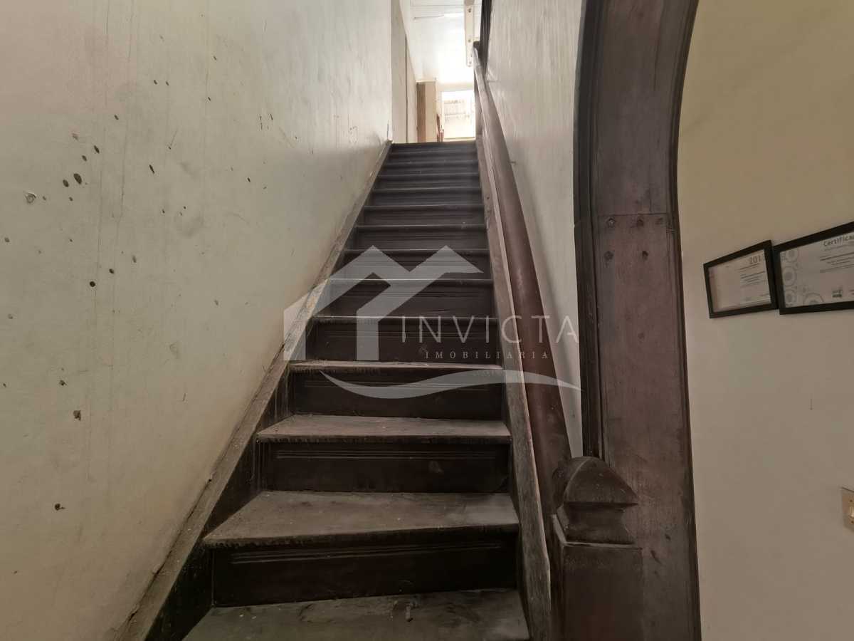 060e9ae5-c7ac-4429-ab52-0e3786 - 16