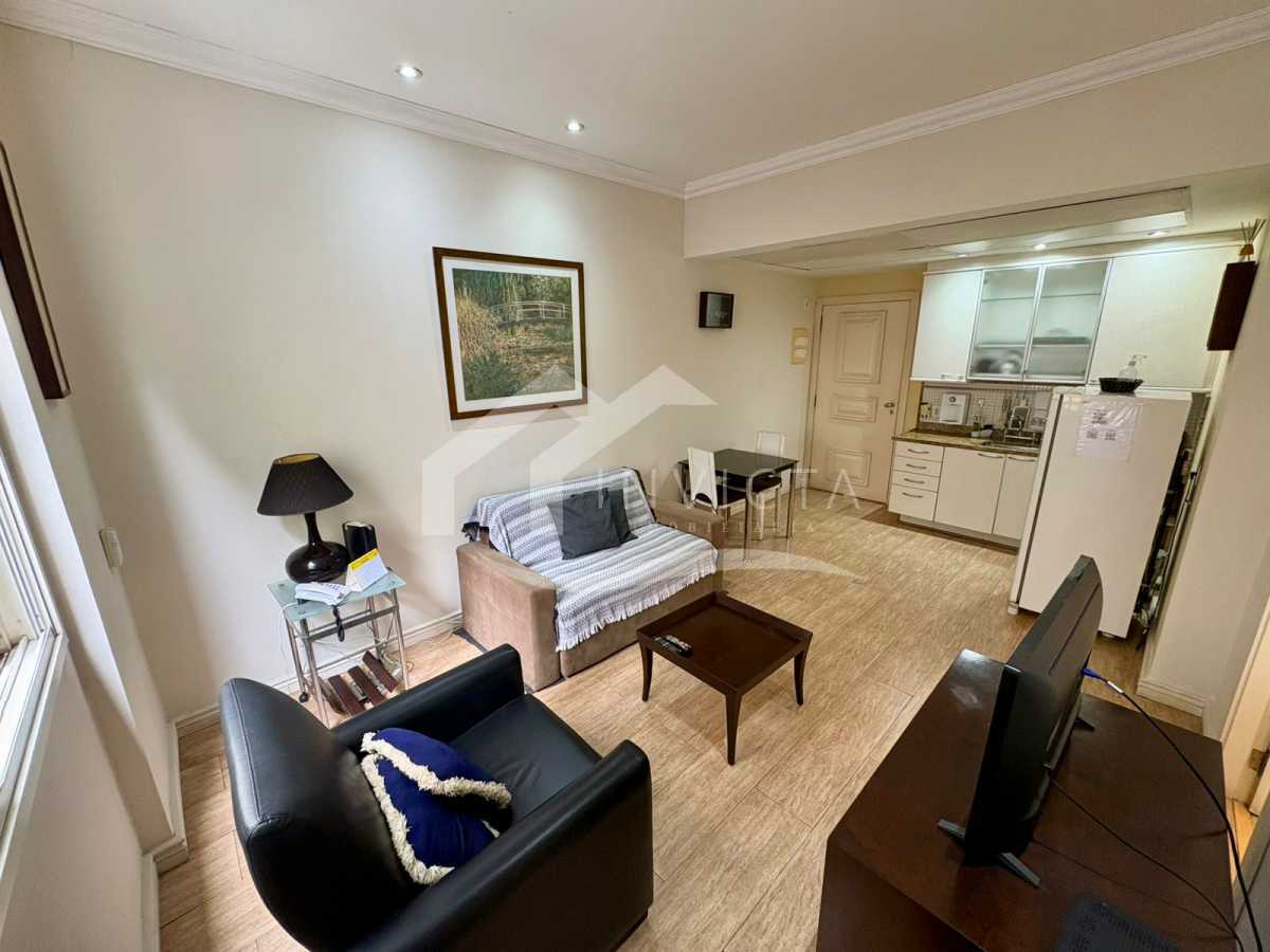 30f741ba-1ae8-47cb-b685-7a6a28 - 4