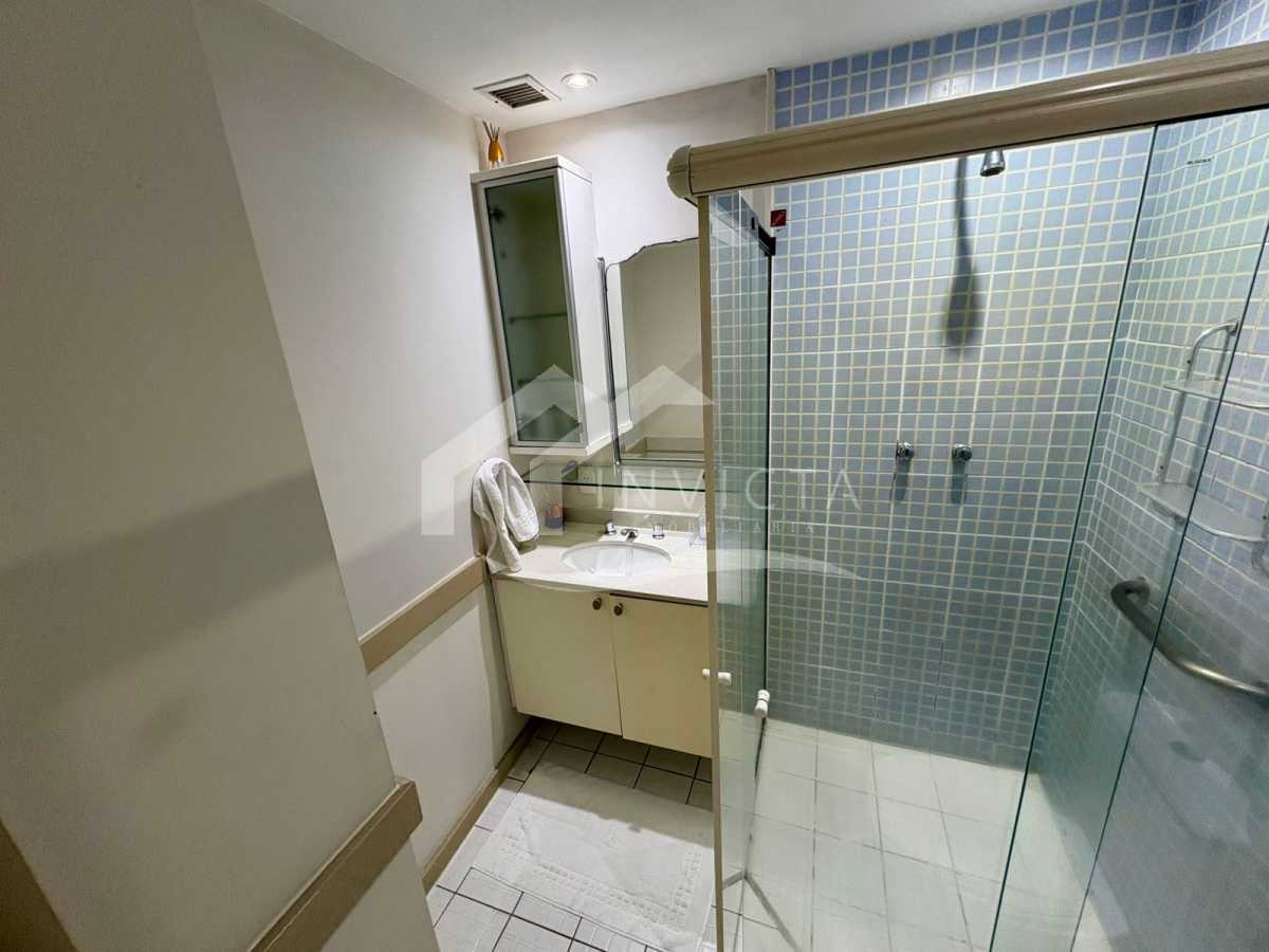 1751e869-4d79-43b7-99c7-cdd57e - 13