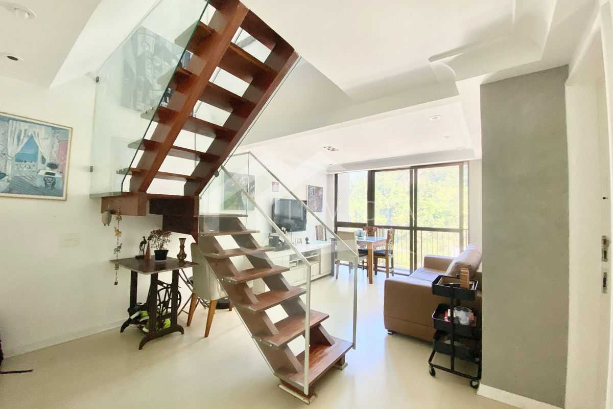 5eb6f8a6-5f1a-49b5-b478-525069 - 1