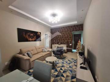 Ótima localização - MARAVILHOSA OPORTUNIDADE DE 2 QUARTOS TOTALMENTE REFORMADO!!!! - FCAP20562