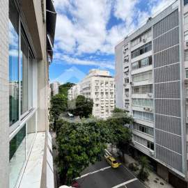 Imperdível - Excelente 3 quartos com vaga próximo a praia do arpoador!! - IPAP30278