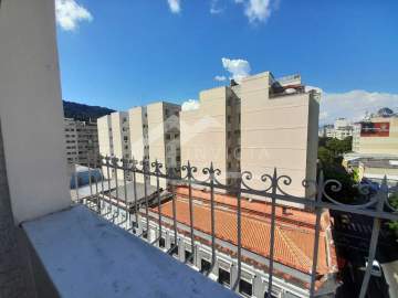 EXCELENTE COBERTURA LINEAR RUA RESIDENCIAL BOTAFOGO - BTCO30010