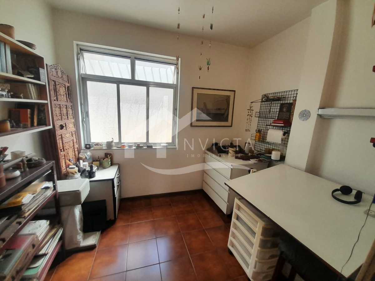 e9a1d00a-6fcb-417f-8a44-c1371c - 18