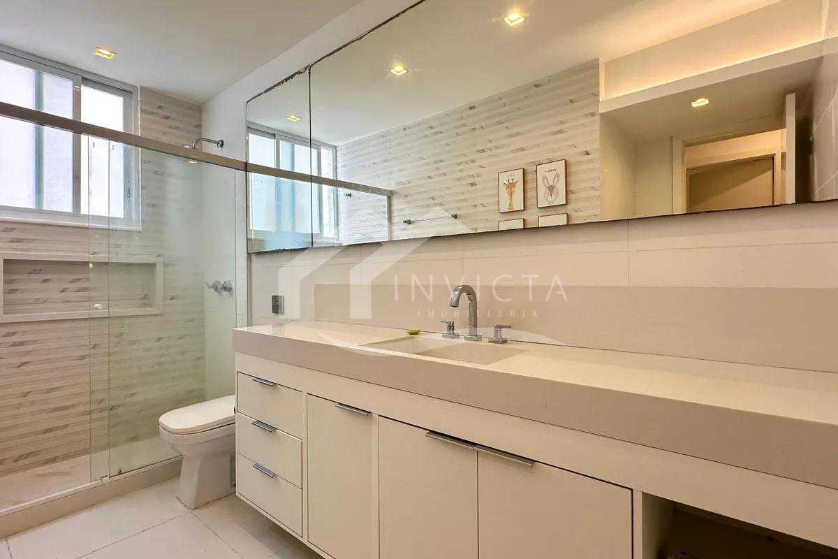 Conheça WhatsApp Image 2026-04-01 at 1 do imóvel - Amplo apartamento de 5 quartos com suíte, vaga de garagem e vista panorâmica para o mar - RPAP50010 - 13 WhatsApp Image 2026-04-01 at 1 - 13