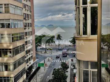 Imperdível - MARAVILHOSO TRÊS QUARTOS EM RUA NOBRE DE COPACABANA!! - FCAP30608 Imperdível - MARAVILHOSO TRÊS QUARTOS EM RUA NOBRE DE COPACABANA!! - FCAP30608