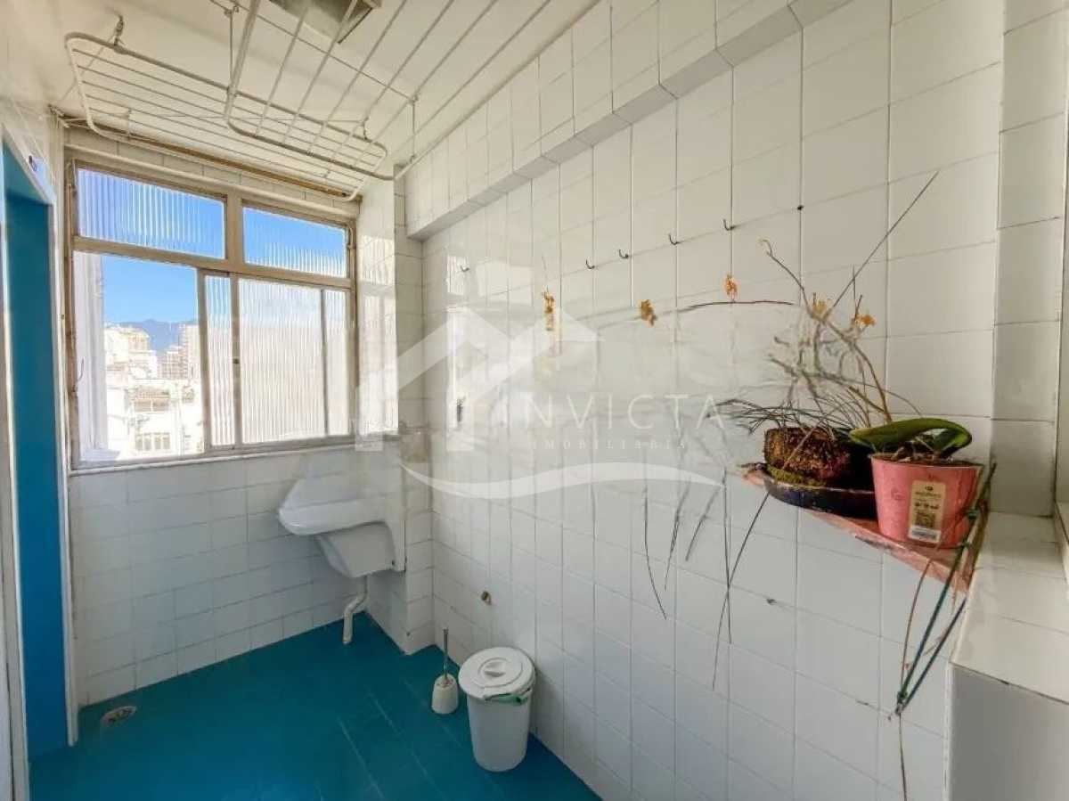 d7858bb4-eb06-4163-b4cb-06e0f2 - 30